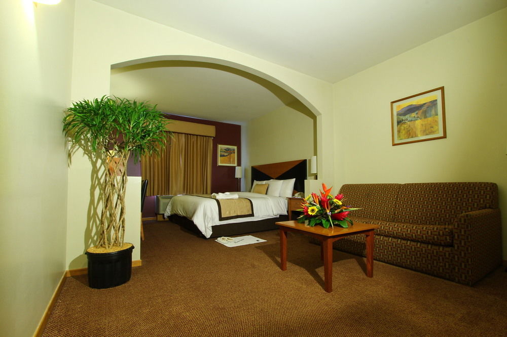 Sleep Inn Paseo Las Damas San José Exteriör bild